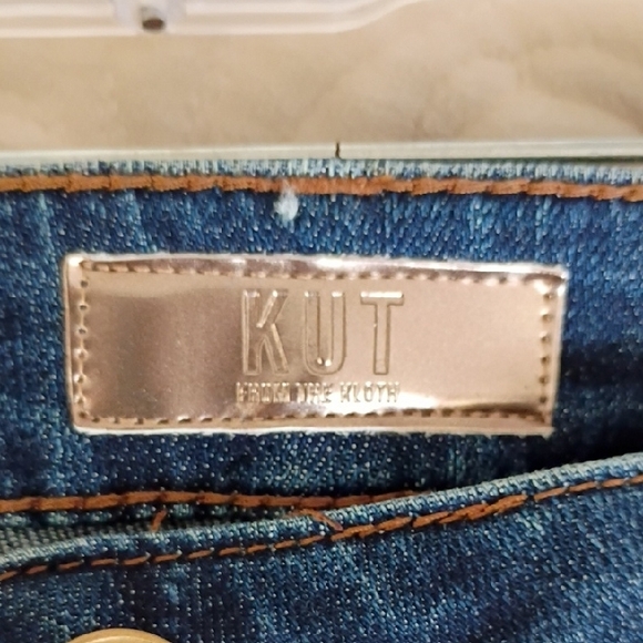 NWT Kut from the Kloth Catherine Midrise Boyfriend Jeans - Picture 7 of 10